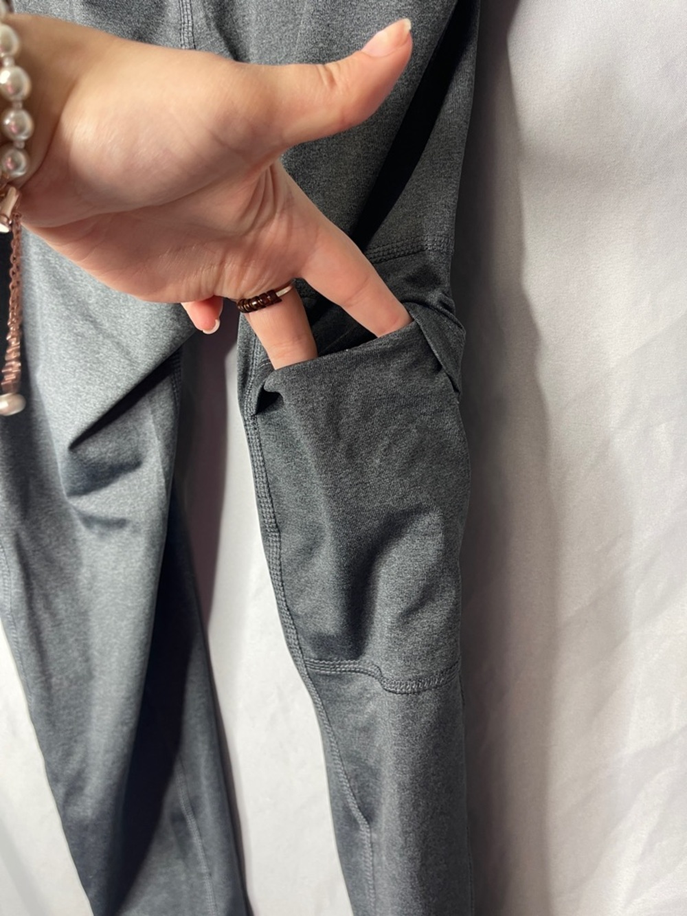 New York Laundry Gray Active Leggings Capris - Picture 6 of 9